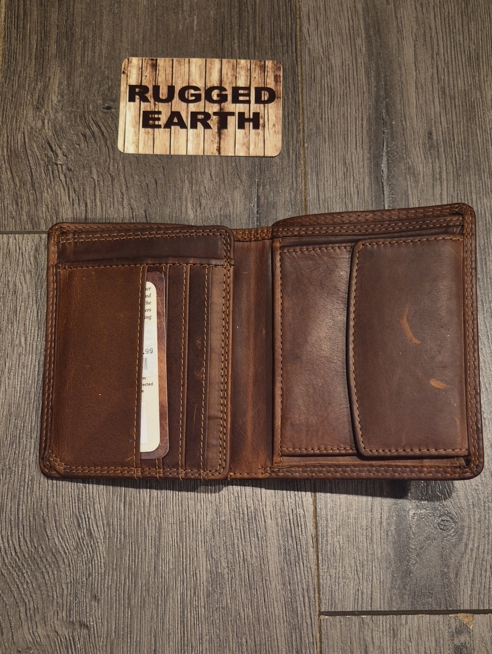 Men’s Brown Leather Bifold Wallet